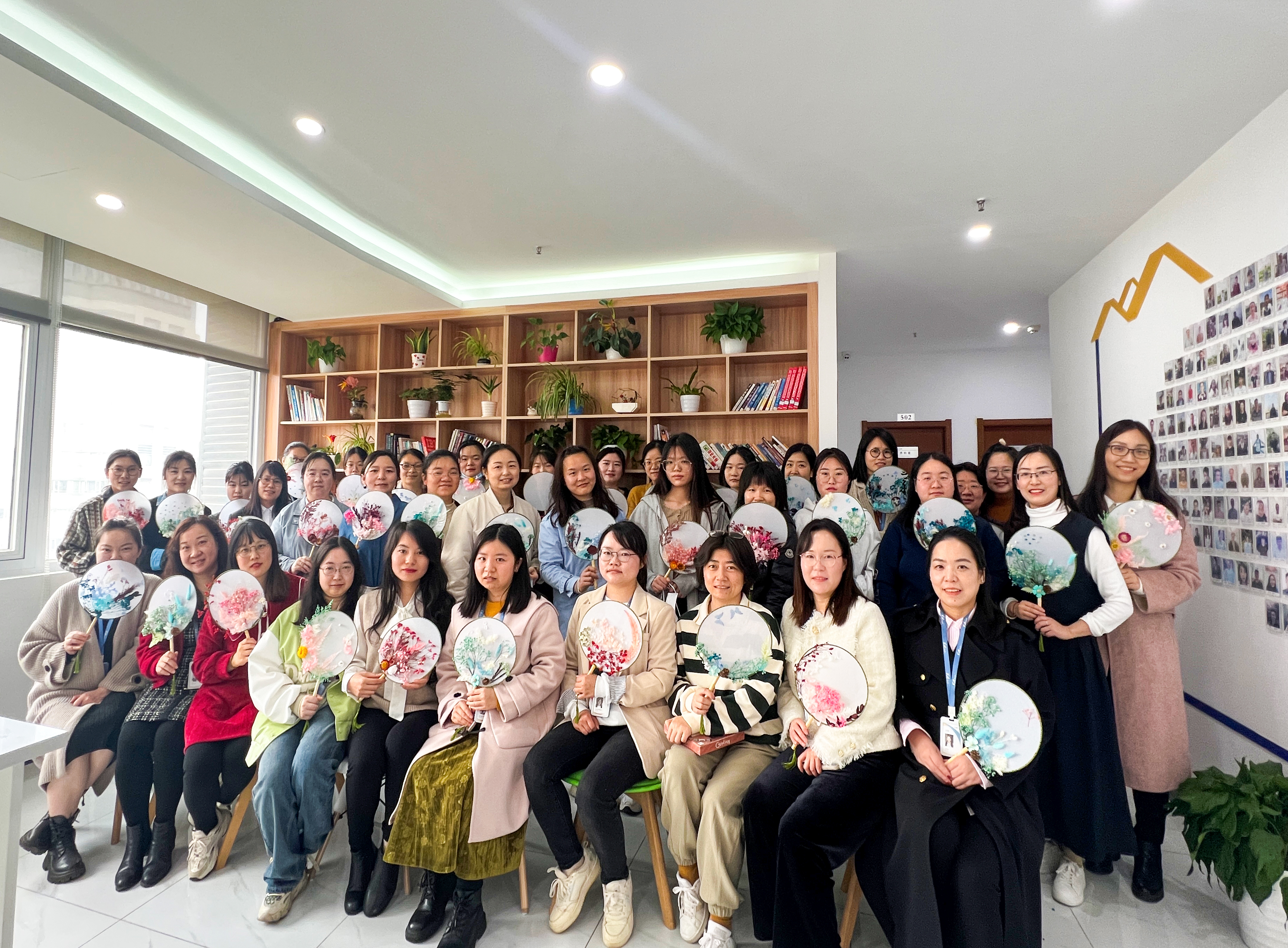 致敬“她”力量 | 愿开目女神卓然而立，自成光芒