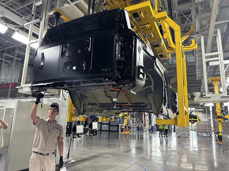 新能源汽车产业工厂_1