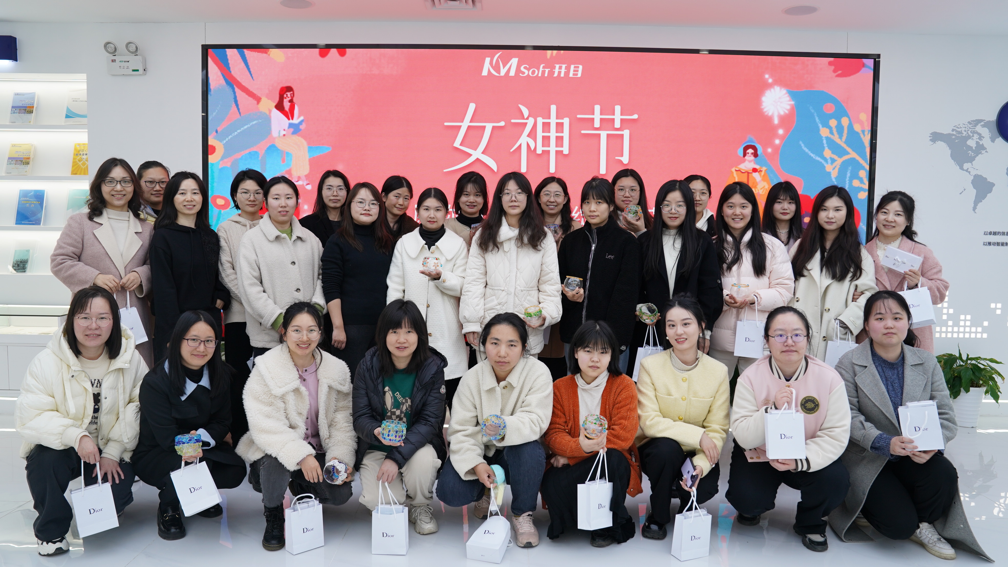 3·8特辑丨致开目女神，热辣滚烫，绽放光芒