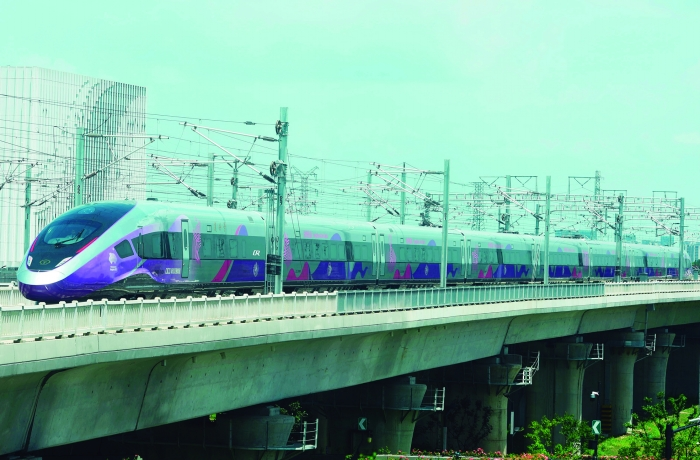 中国中车驰骋“数智转型”赛道， 尽显大国重器的硬核实力！